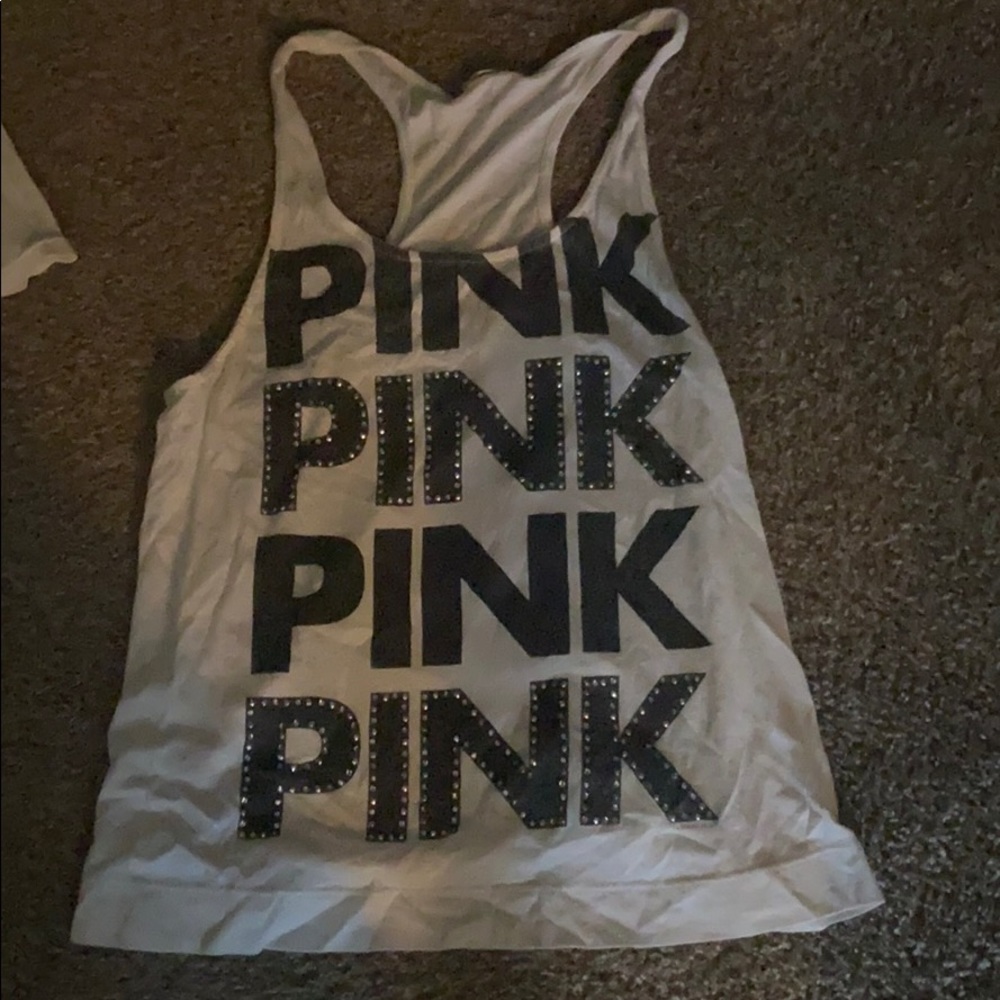 VS Pink
